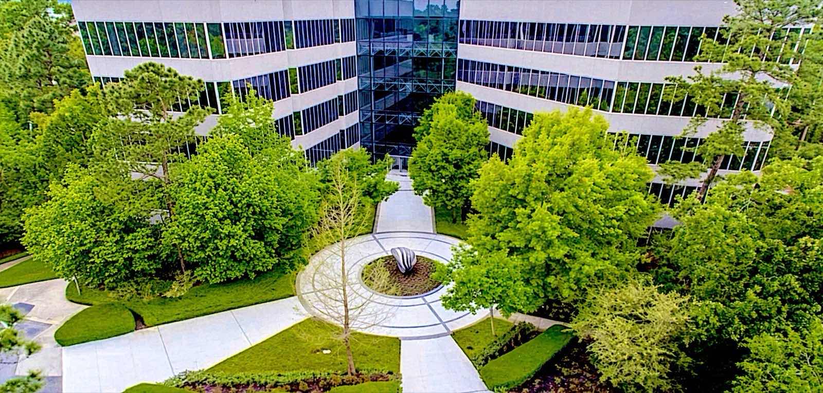 Aerial view of the entrance of 2001 Timberloch Place, The Woodlands, Texas